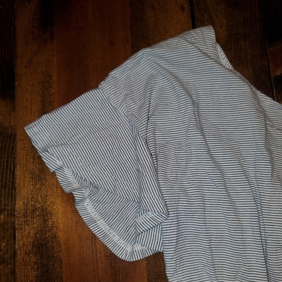 Stretch Romper Shorts Blue White Stripes with Open Back and Bow in Back – Medium - Picture 2 of 5